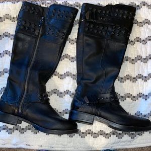 UGG leather Boots. Sz 6